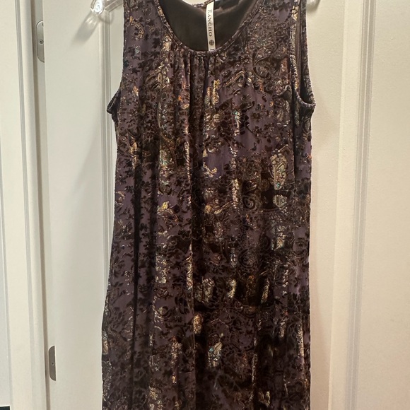 Elegant Purple Patterned Mini Dress - Picture 1 of 5